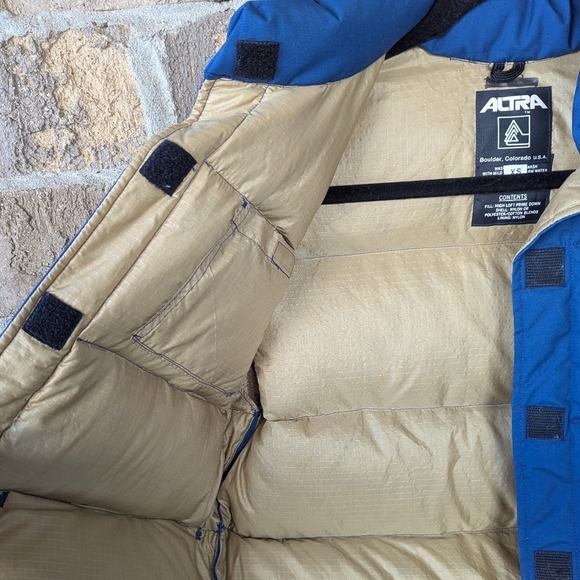 VTG Altra High Loft Prime Down Puffer Vest Size XS Blue Tan - Picture 8 of 9
